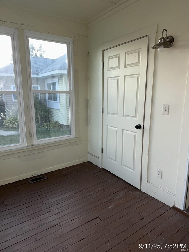 Building Photo - 68 E Washington Ave