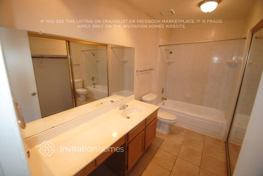 Building Photo - 7441 W Krall St