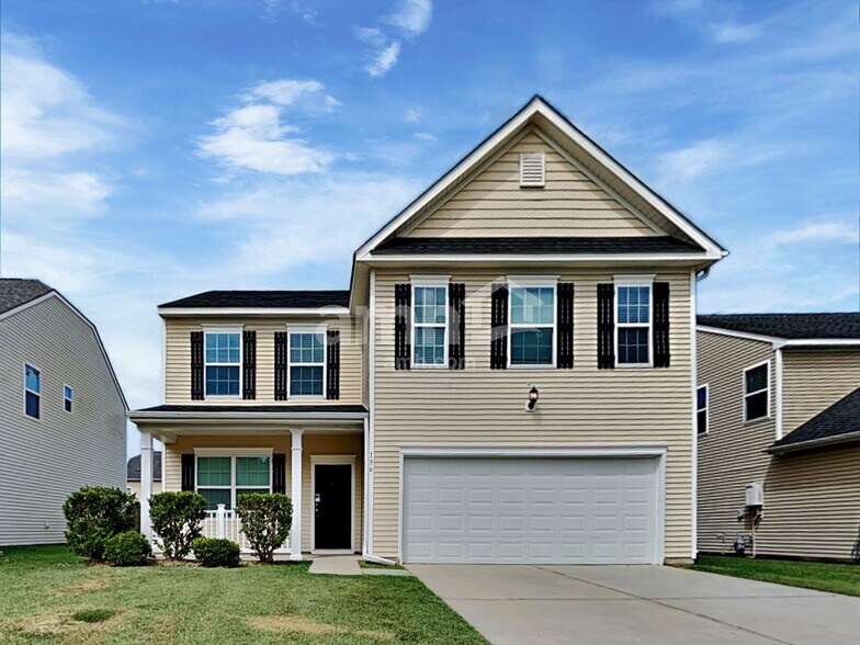 Primary Photo - 136 Weeping Cypress Dr