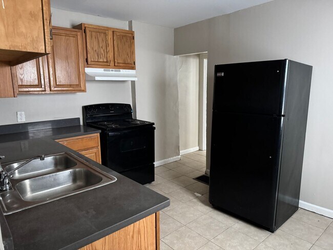 Building Photo - 1879-1881 S 4th St