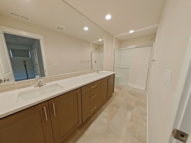 Building Photo - Newer Construction 3 Bedroom House ~ NW Corvallis ~ Pet Friendly