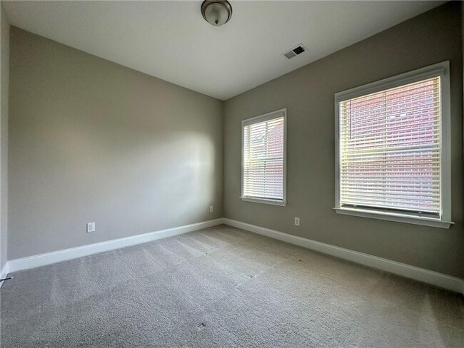 Building Photo - 3670 Trevi Ln