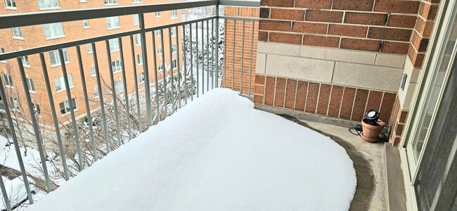 Building Photo - 390 Western Ave