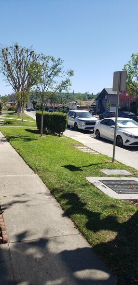 Wildwood Dr street view - 725 Windwood Dr