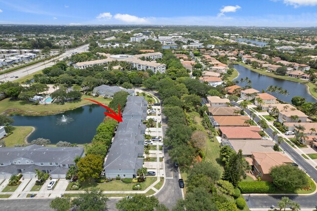 Building Photo - 16147 Sierra Palms Dr
