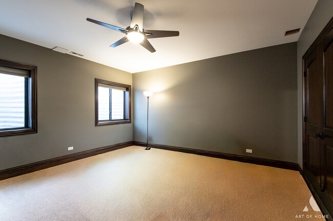 Building Photo - 10001 Montrose Ave