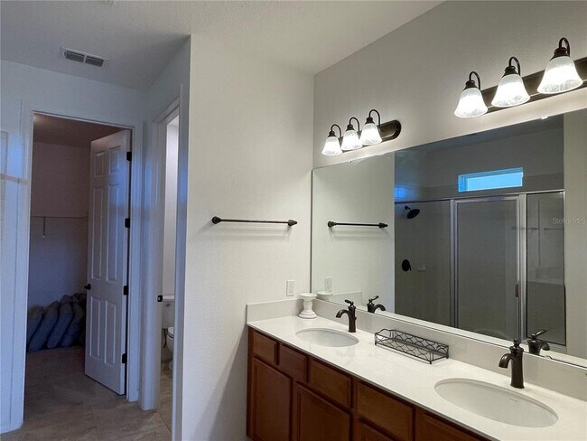 Building Photo - 1415 Lanier Point Pl