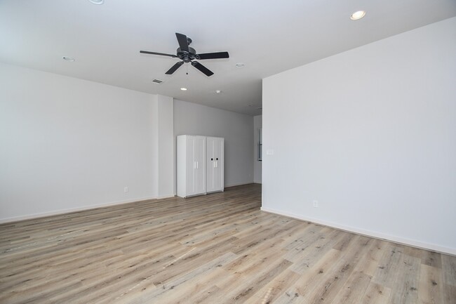 Building Photo - 4108 McKinney St