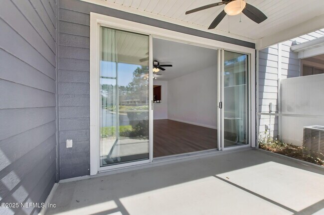 Building Photo - 13362 Stone Pond Dr
