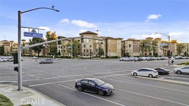 Building Photo - 24507 Town Center Dr