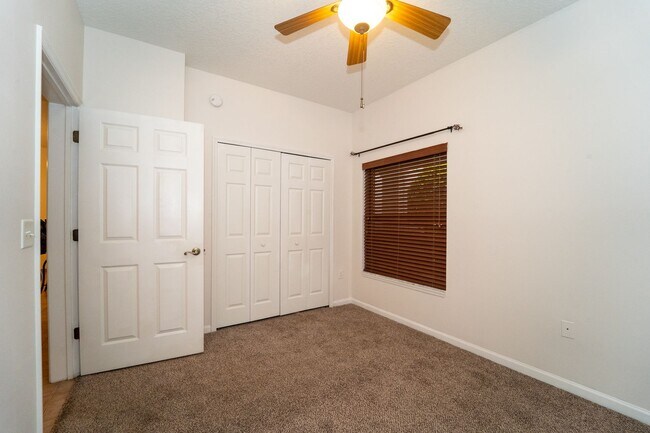 Building Photo - Belle Haven 2-Bedroom Condo with Pond View...