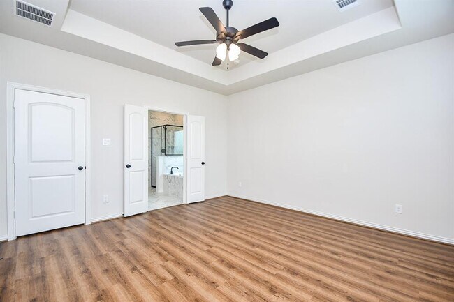 Building Photo - 21338 Nolan Creek View Dr