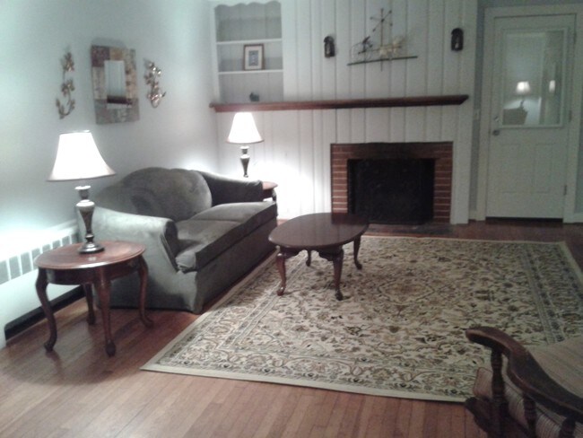 Building Photo - 39 Overshore Dr W