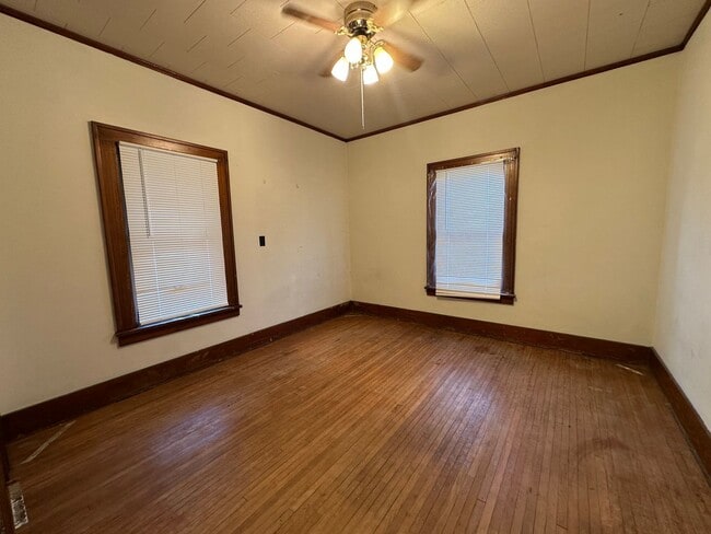 Building Photo - 2 bedroom house Rockwell City $780