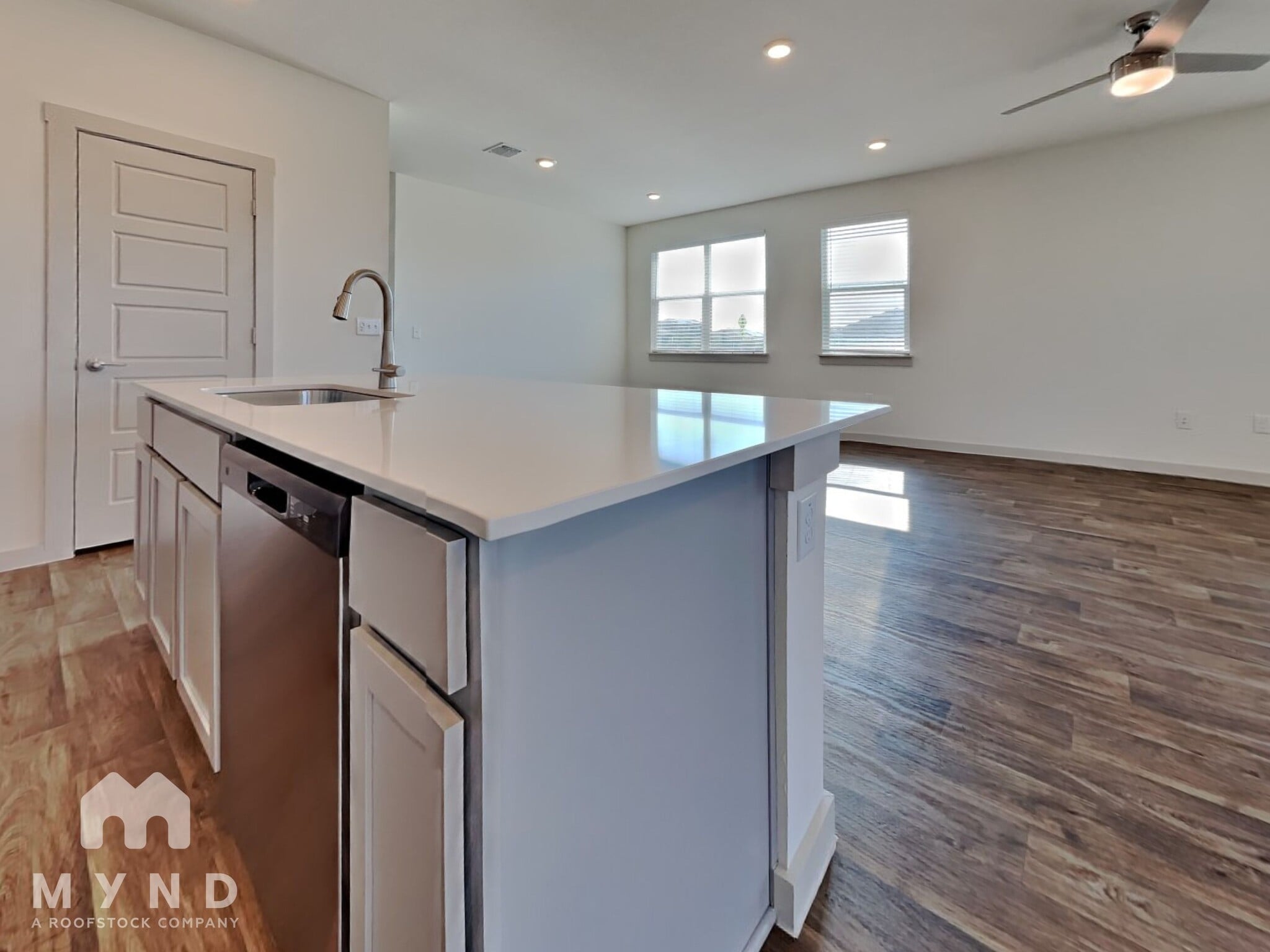 Building Photo - 3029 Egan Dr