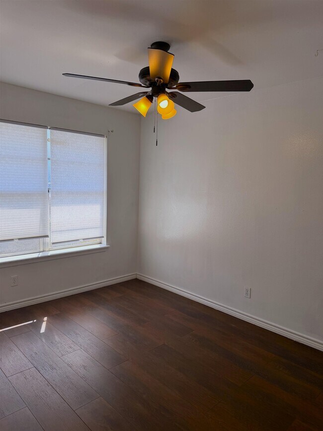 Building Photo - 5302 Springfield Ave