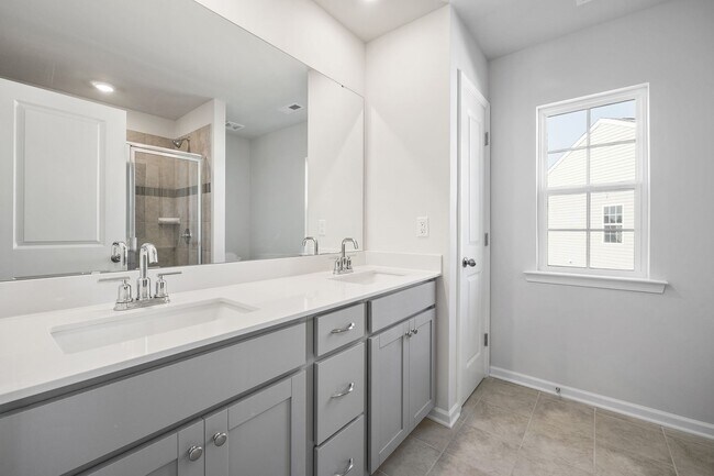 Building Photo - Very New Smart Home in the Palisades Area!