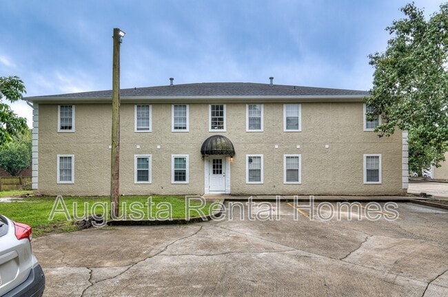 Building Photo - 940 Stevens Creek Rd