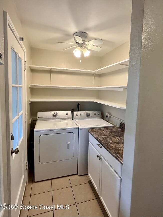 Building Photo - 27 Seminole Dr