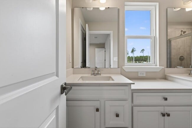 Building Photo - 20 Sabal Bnd