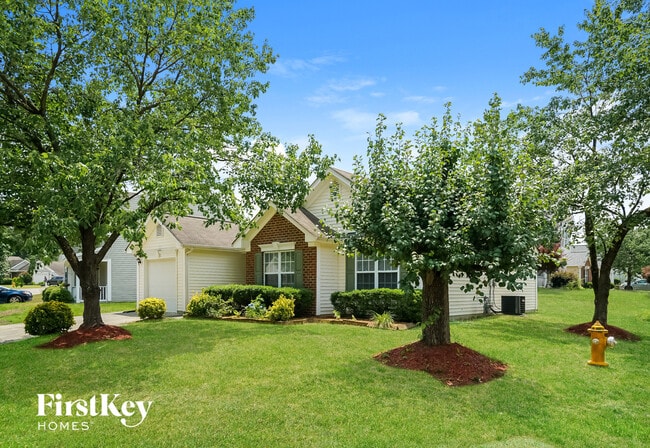 Building Photo - 6220 Saybrooke Dr