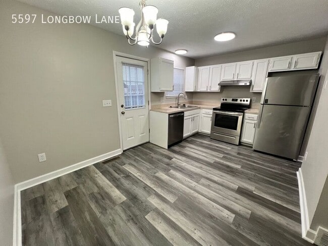 Building Photo - 5597 Longbow Ln