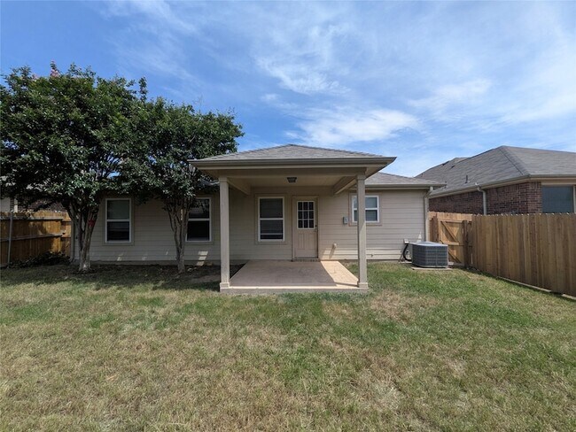Building Photo - 5760 Fountain Flat Dr