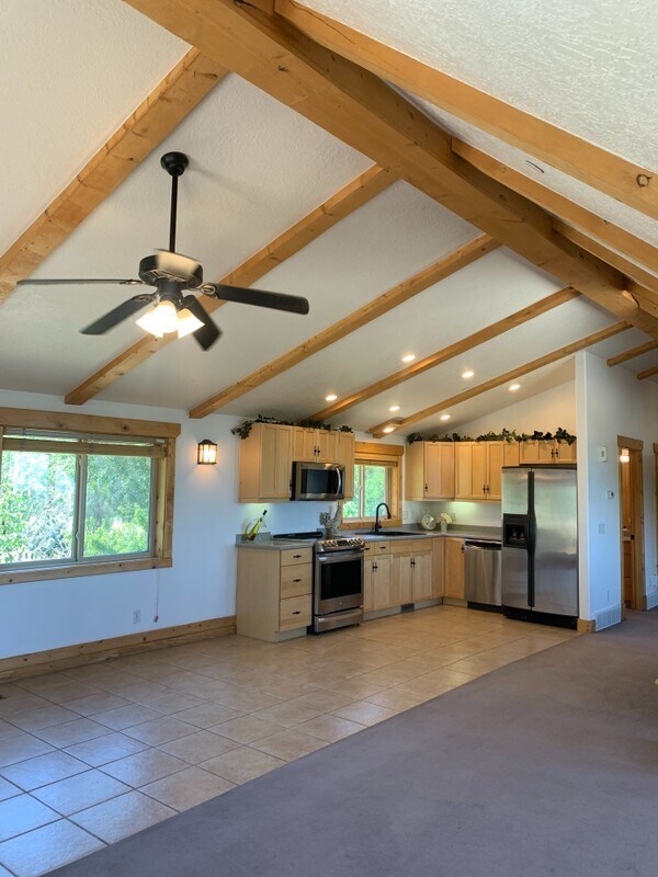 Building Photo - 265 Woodland Hills Dr