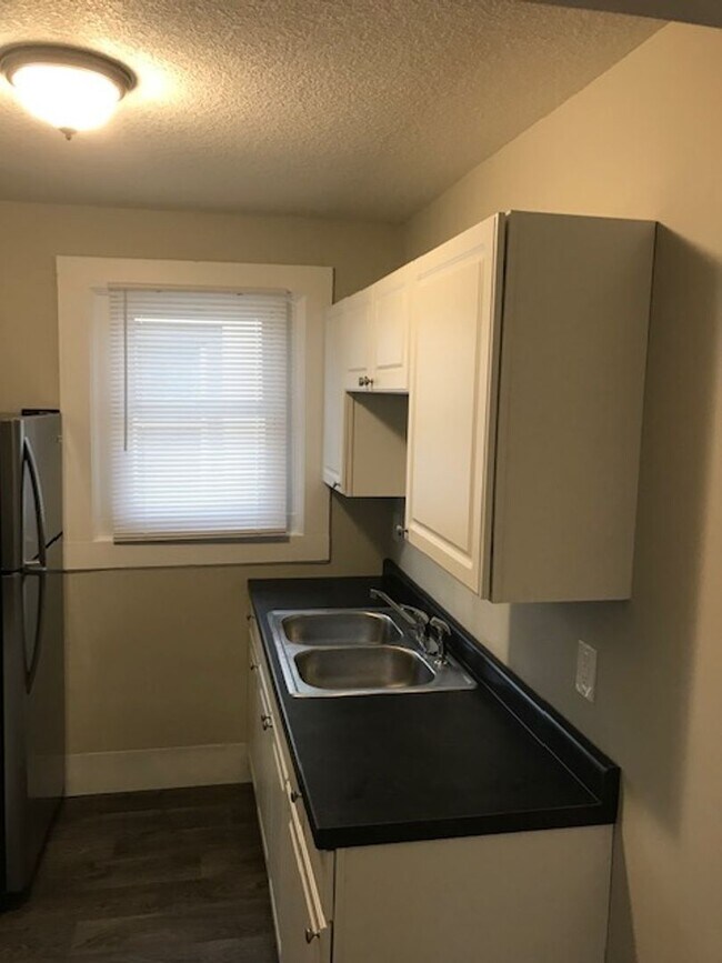 Building Photo - 2007 N Harrison St