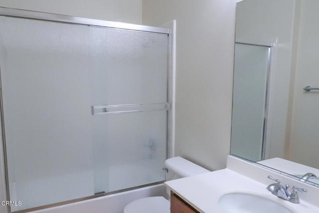 Building Photo - 232 Lightwood St