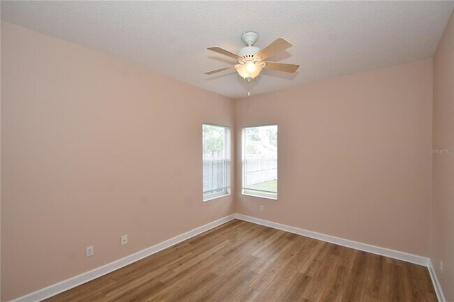Building Photo - 33 Westridge Ln