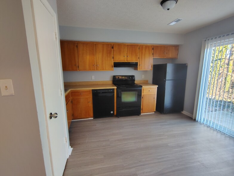 Building Photo - 16 Duiguid Dr