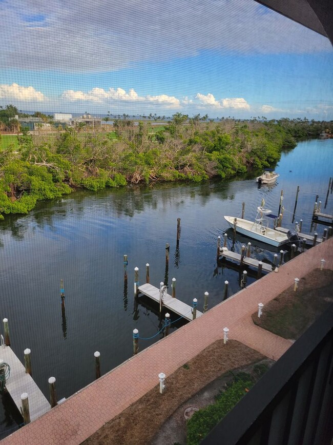 Building Photo - Attn Boaters!  Boca Grande, FL Large Boat ...