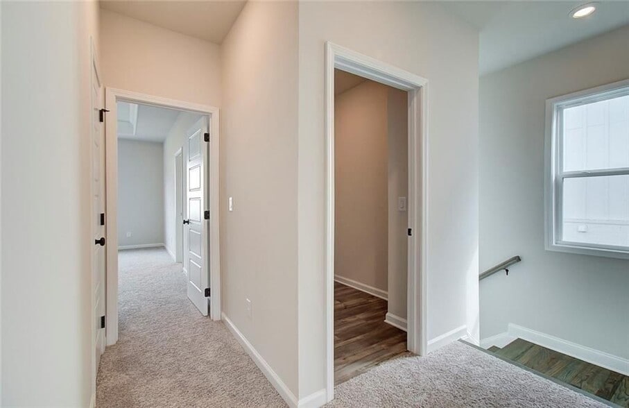 Building Photo - 4561 Cypress Pk Dr