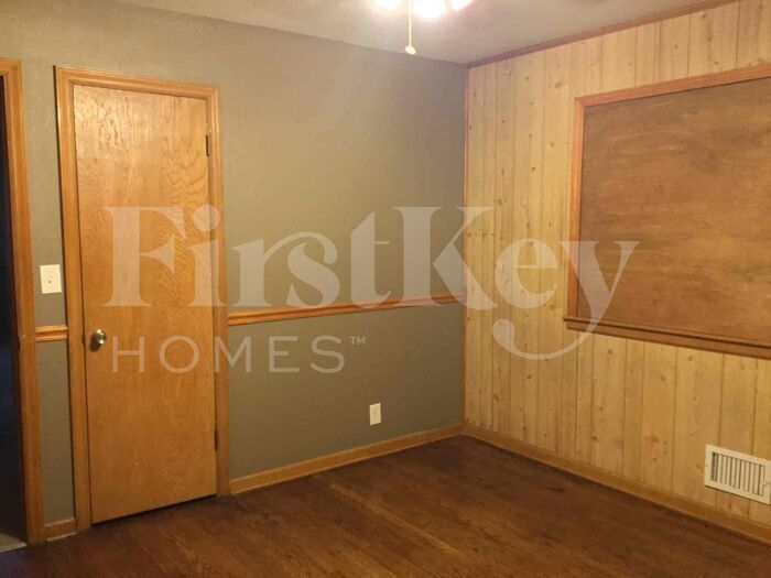 Building Photo - 8305 E 85th Terrace