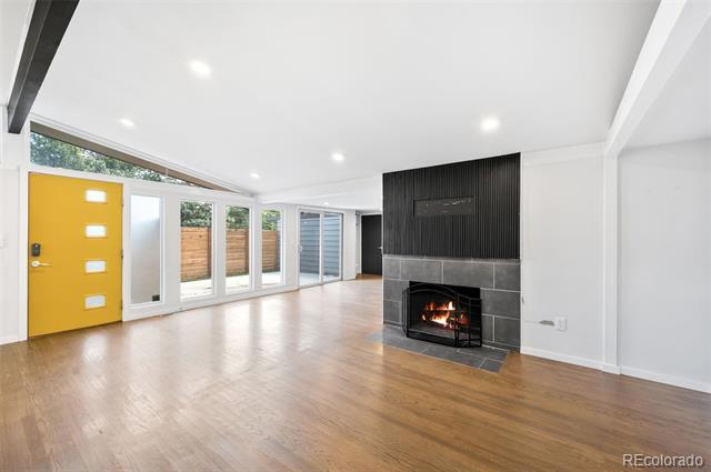 Building Photo - 2465 S Newton St