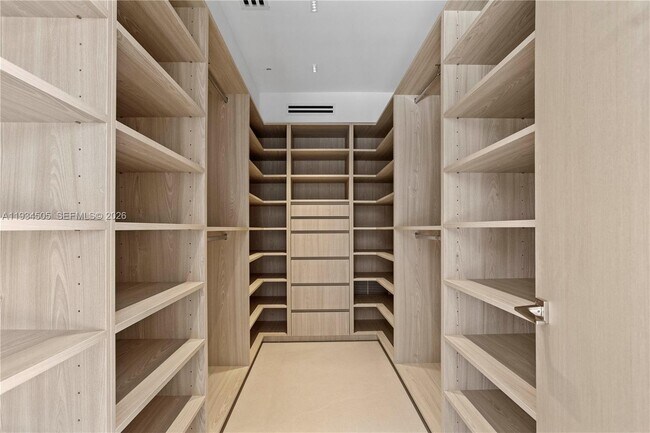 Building Photo - 1661 Daytonia Rd