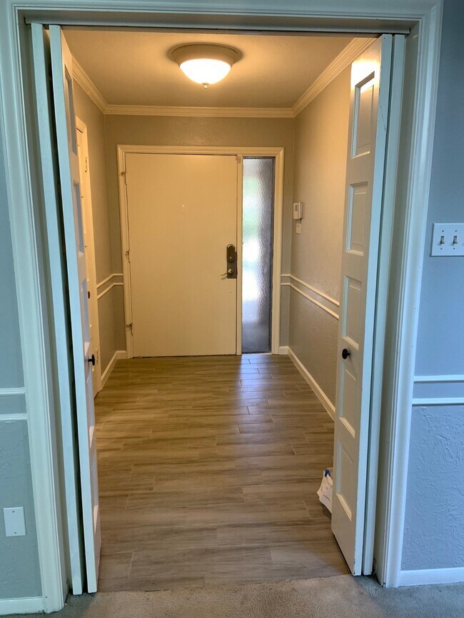 Building Photo - 3123 Bonney Briar Dr