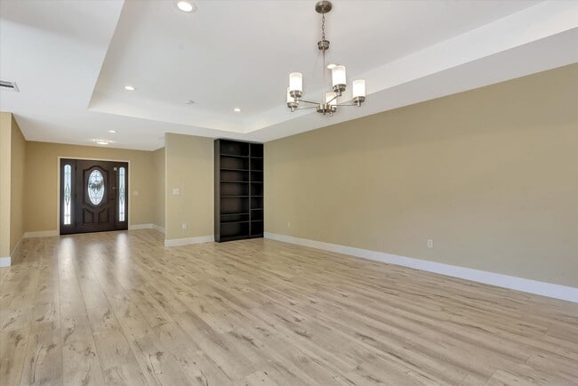 Building Photo - Wow! What a Great Home! SHORT TERM LEASE T...