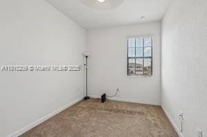Building Photo - 689 SW 11th St