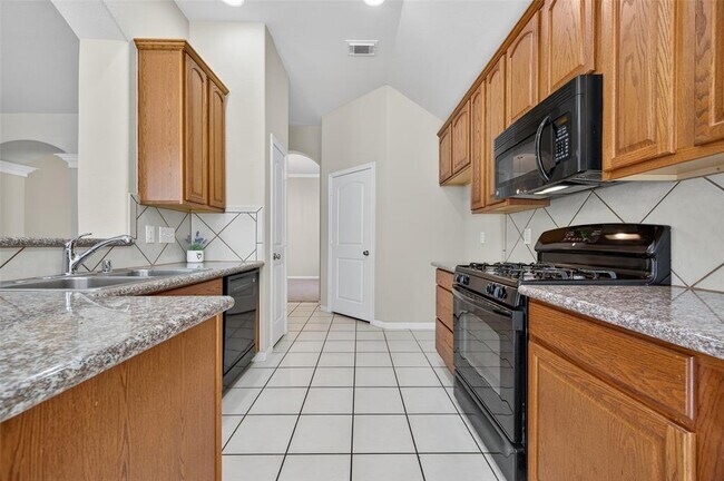 Building Photo - 11250 Muleshoe Ct
