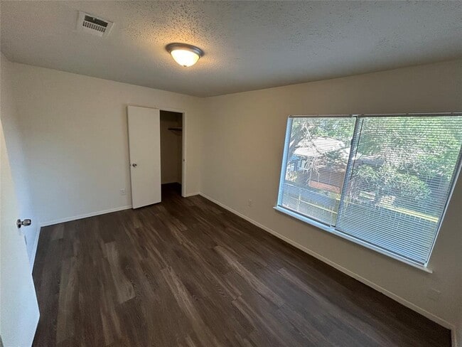 Building Photo - 20171 Newmint Ct