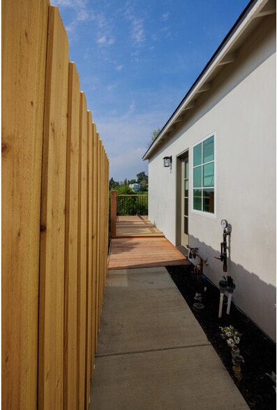 Building Photo - 3649 Cazador St