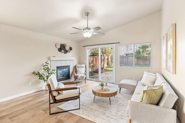 Building Photo - 4866 Alterra Way
