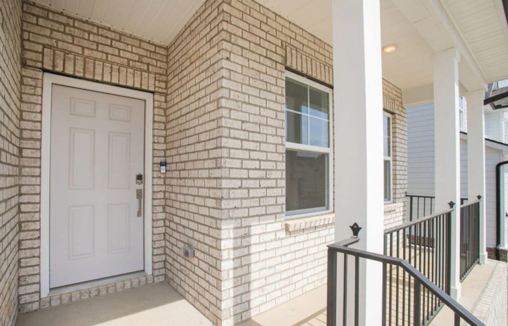 Building Photo - 448 Jet Strm Dr