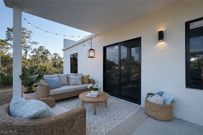 Building Photo - 133 Nacelle Ave S