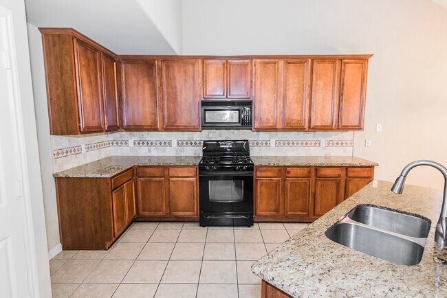 Building Photo - 5131 Birch Manor Ln