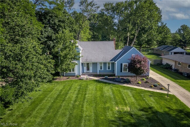 Building Photo - 2950 Royalwood Rd
