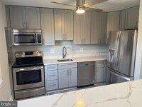 Building Photo - 6415 Whitwell Ct
