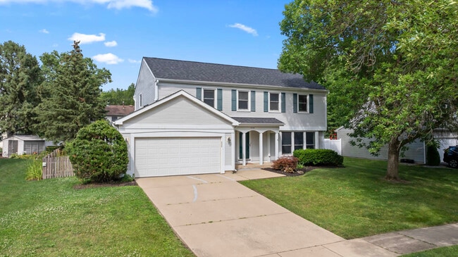 Building Photo - 2158 Countryside Cir